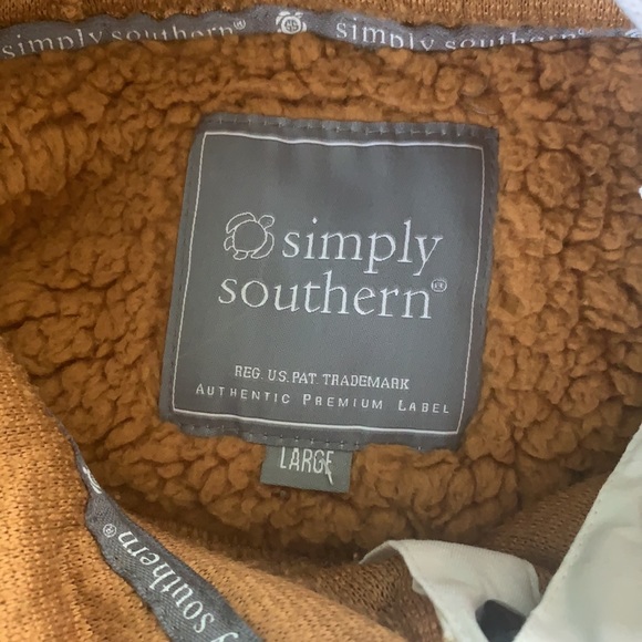 Fuzzy Hoodie - Picture 4 of 4